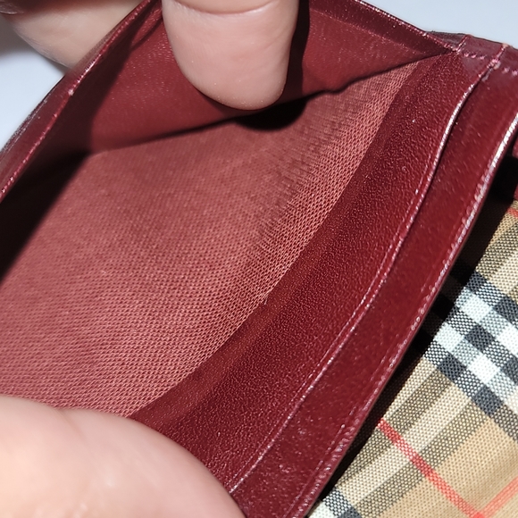 Burberrys VTG Bifold Card Wallet in EUC with COA - Picture 10 of 12